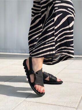 Genuine leather Sandals Size 6